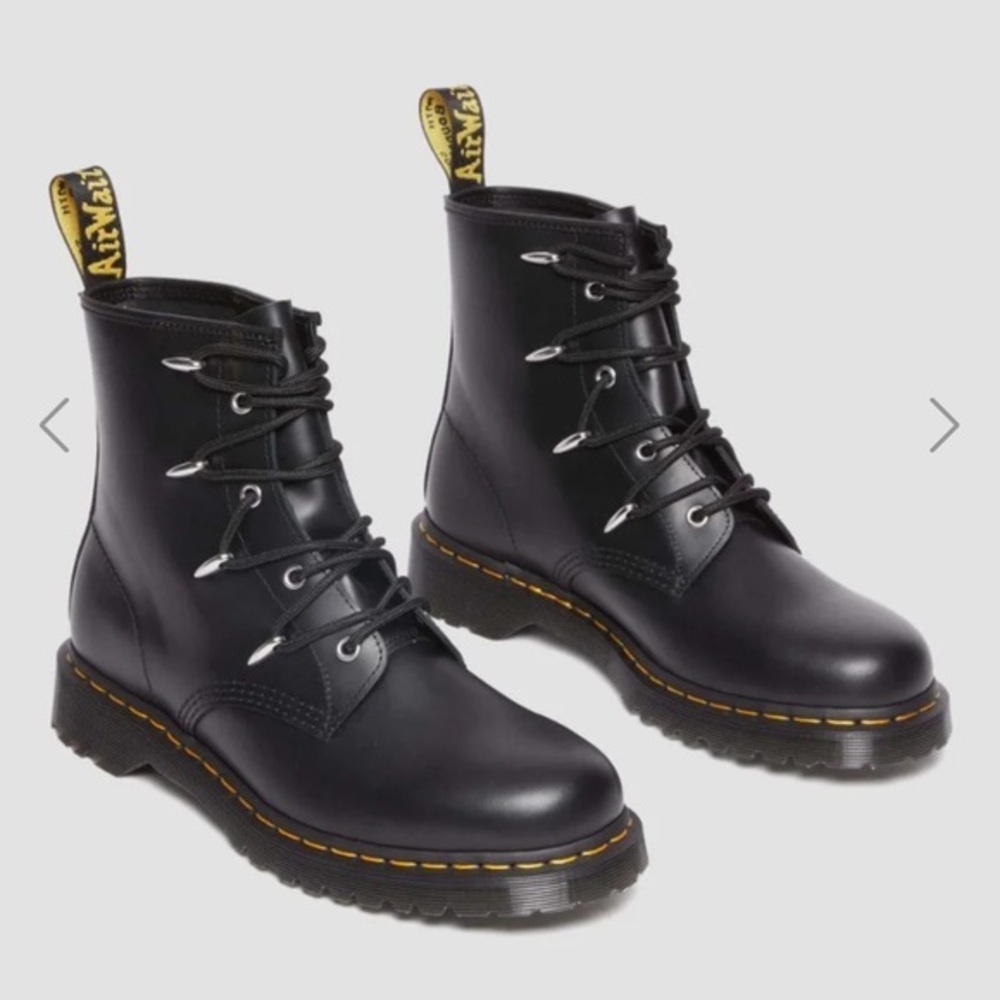 Dr. Martens Black 1460 Danuibo leather boots NWT woman’s size 6 -  rare boot